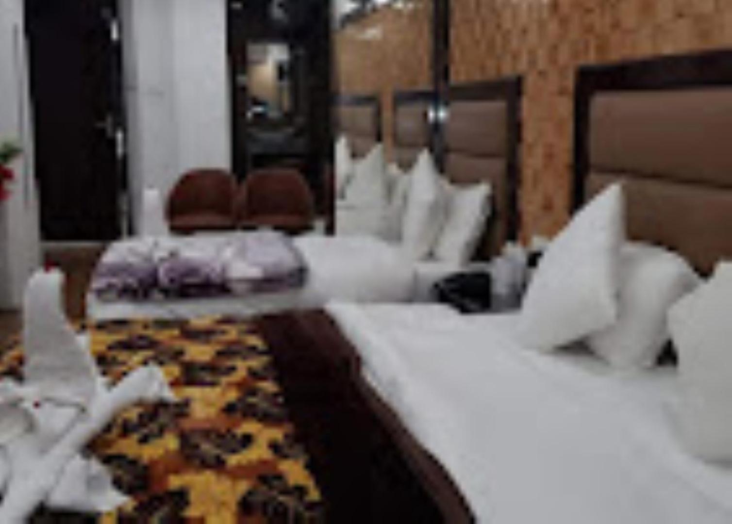 Hotel Bliss , Anantnag Buitenkant foto
