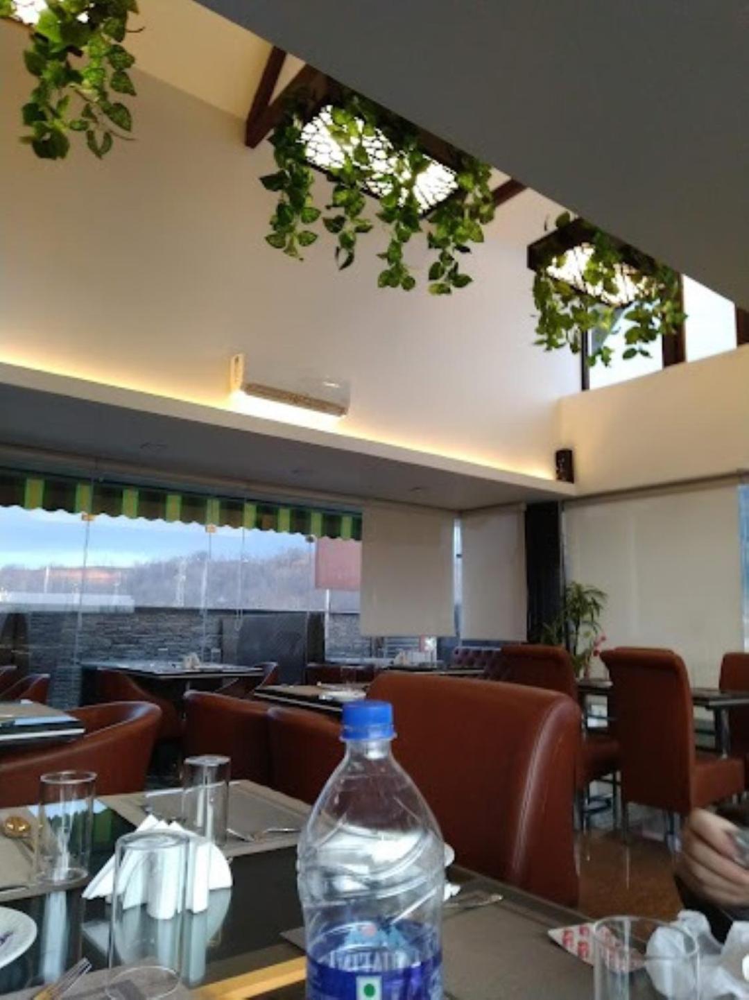 Hotel Bliss , Anantnag Buitenkant foto